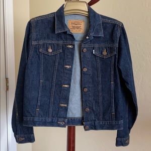 Dark Denim Levi’s Jean Jacket